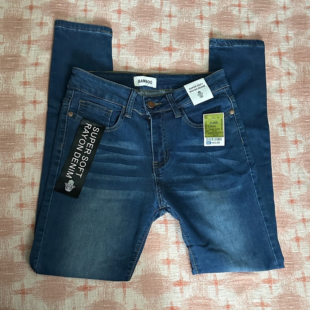 BAMBOO Women's Blue Skinny Jeans